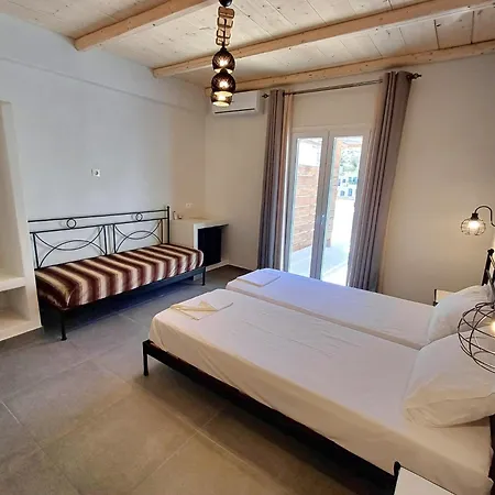 Ξενοδοχείο με διαμερίσματα Maria Ίος