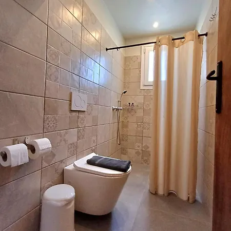 Ξενοδοχείο με διαμερίσματα Maria 3*